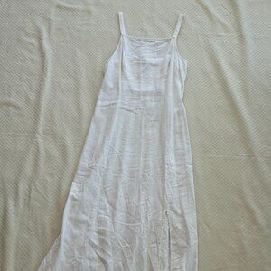 Old Navy | White Linen Dress with Elastic Top and Slit, Size Small (S)